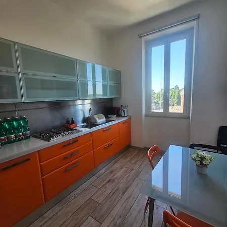 Lorehouserome Διαμέρισμα *